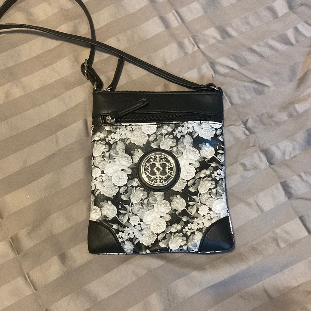 Small crossbody bag